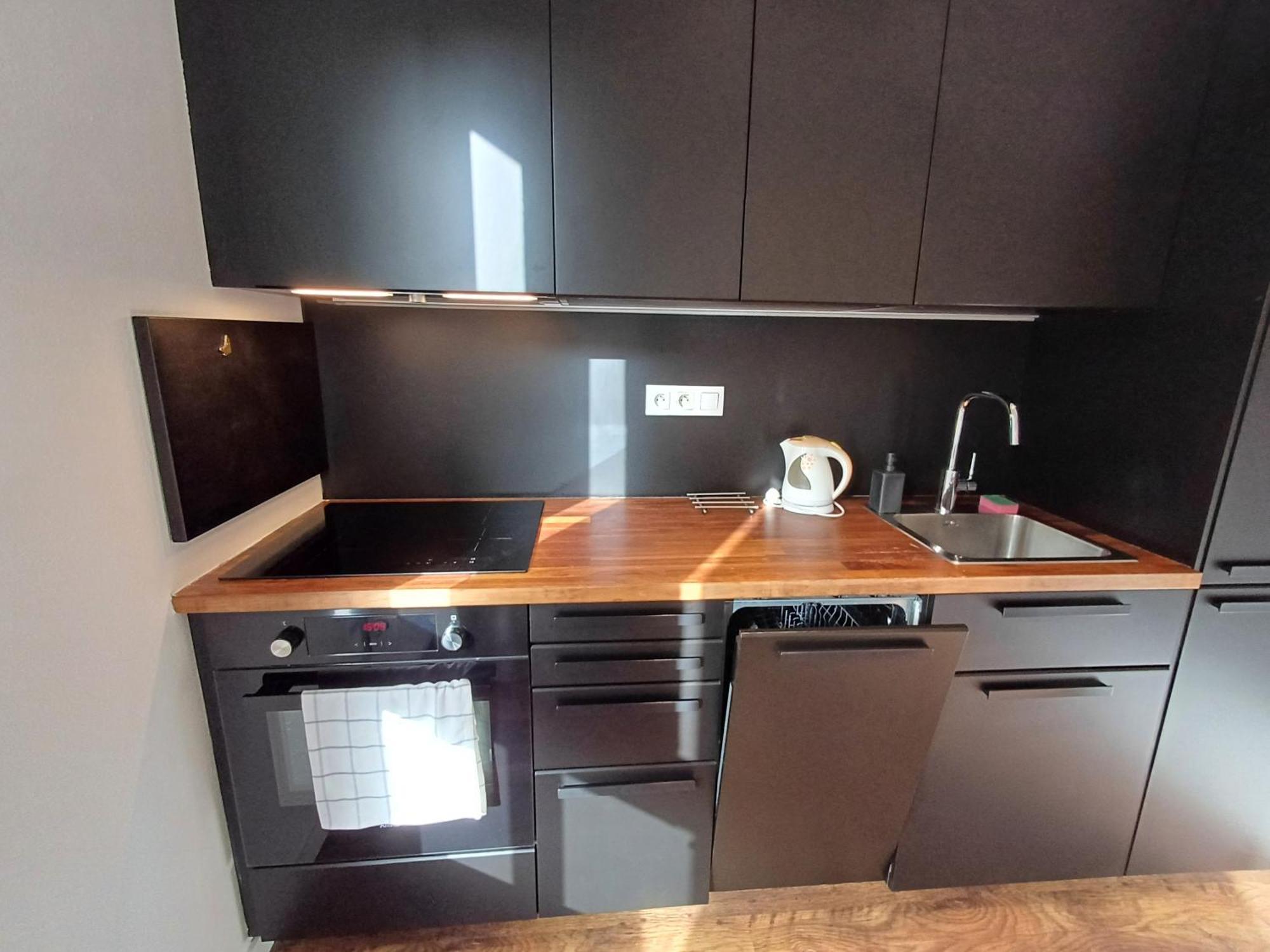 Entrez Apartment Mlynska Basta - Kosice Old Center Luaran gambar
