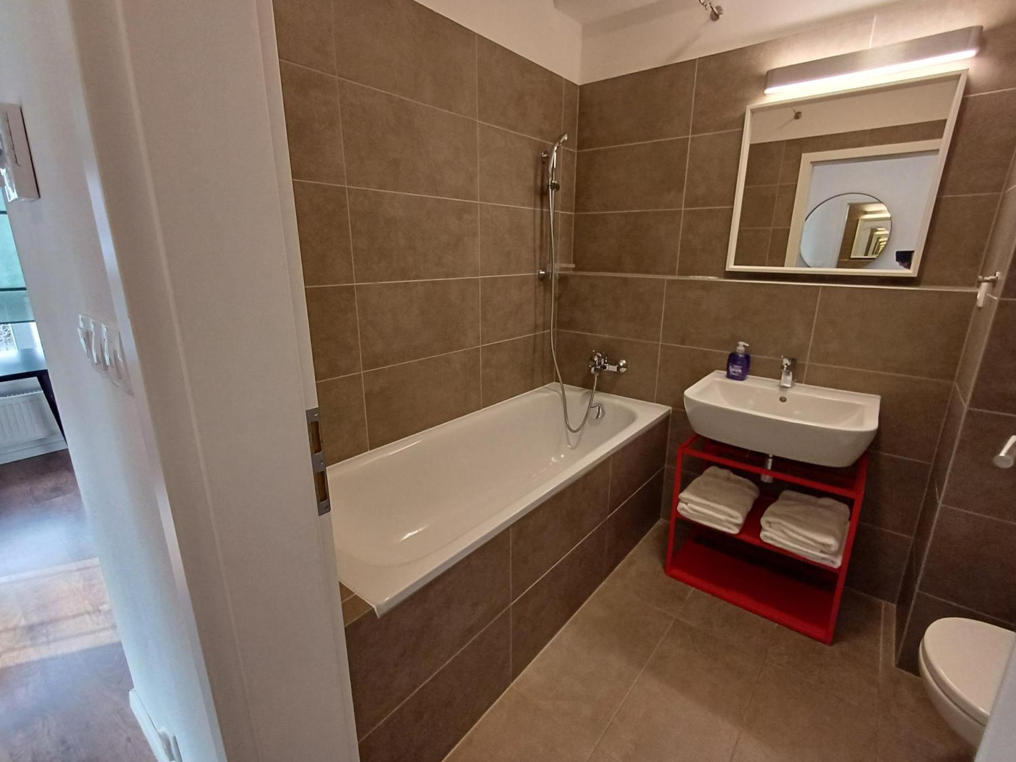 Entrez Apartment Mlynska Basta - Kosice Old Center Luaran gambar