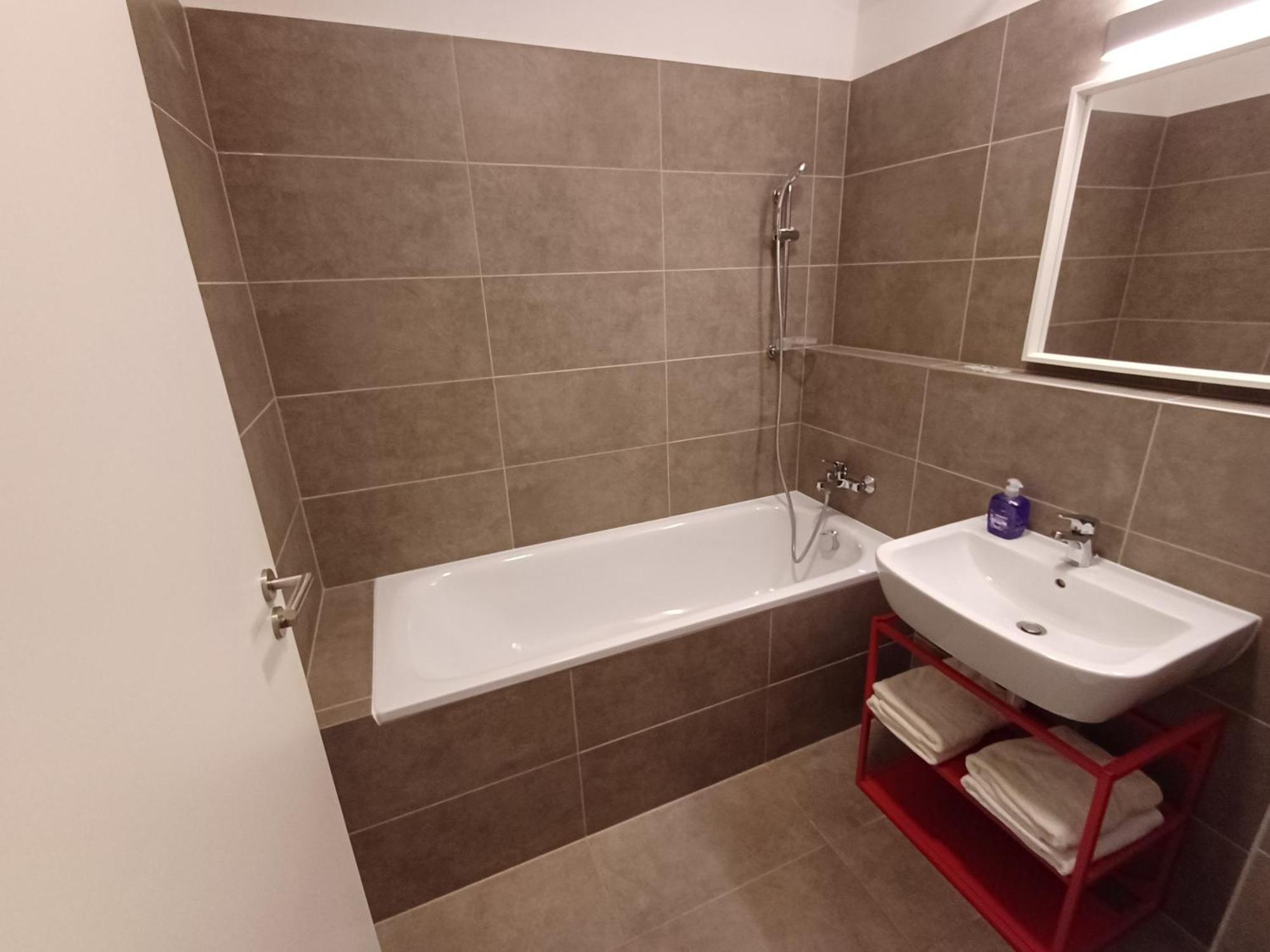Entrez Apartment Mlynska Basta - Kosice Old Center Luaran gambar