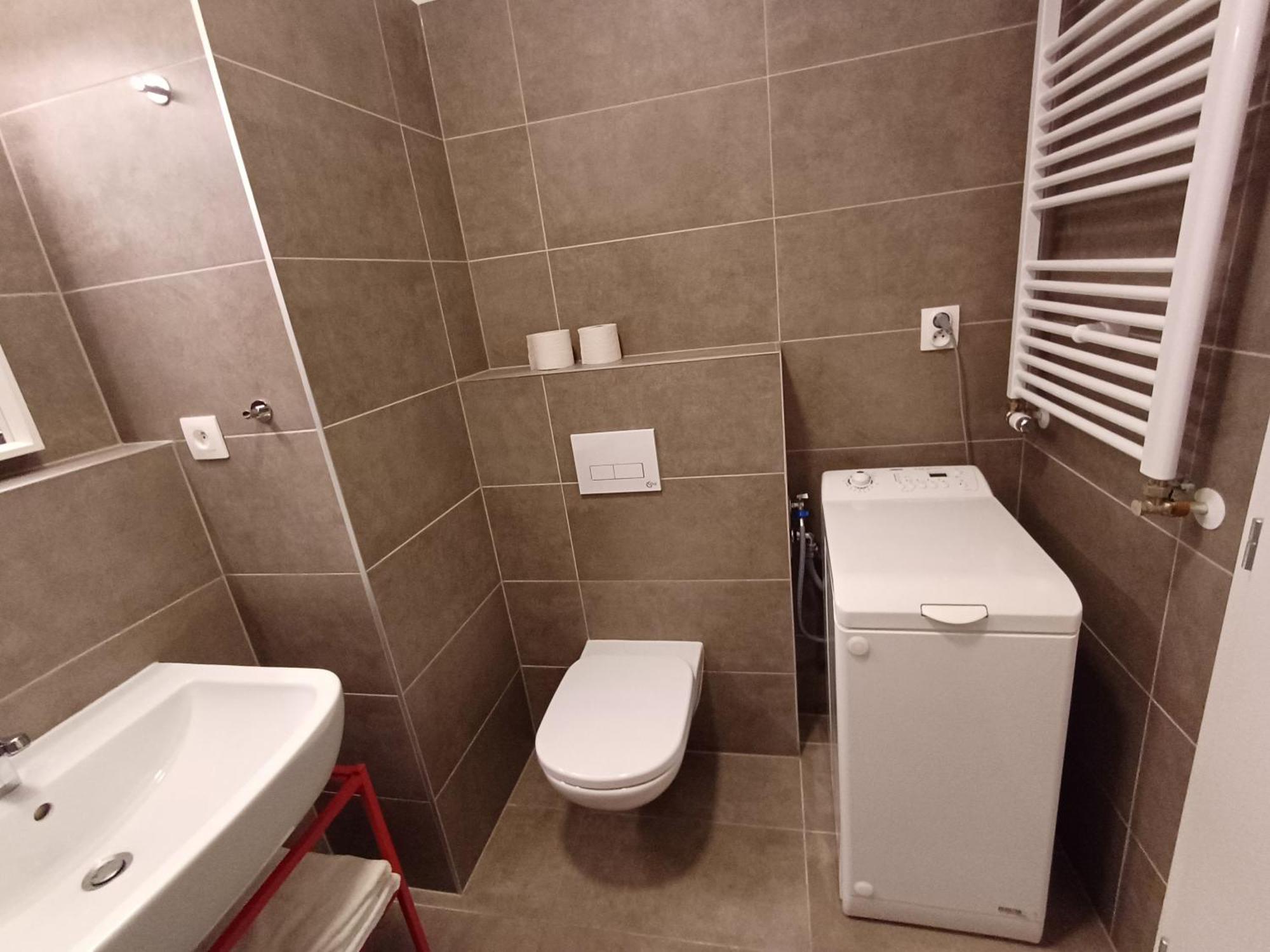 Entrez Apartment Mlynska Basta - Kosice Old Center Luaran gambar