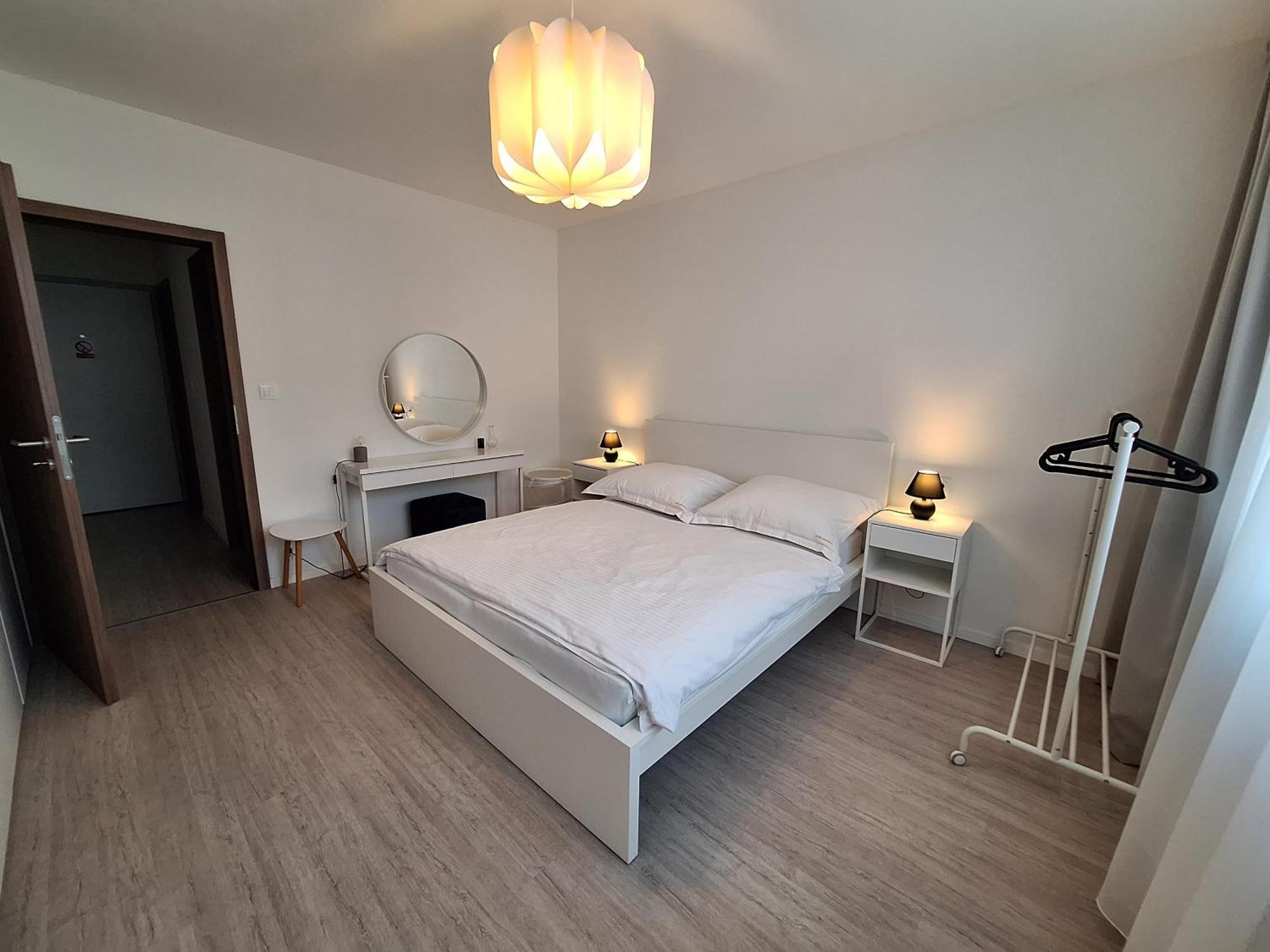 Entrez Apartment Mlynska Basta - Kosice Old Center Luaran gambar